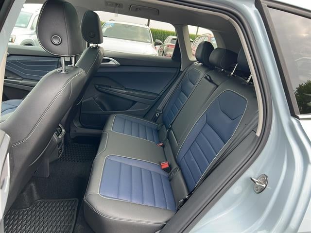 2025 Volkswagen Taos SEL