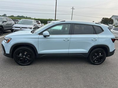 2025 Volkswagen Taos SEL