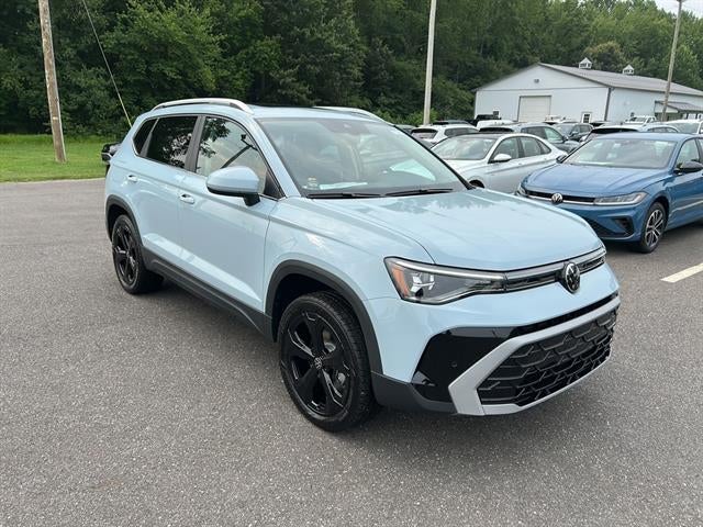 2025 Volkswagen Taos SEL
