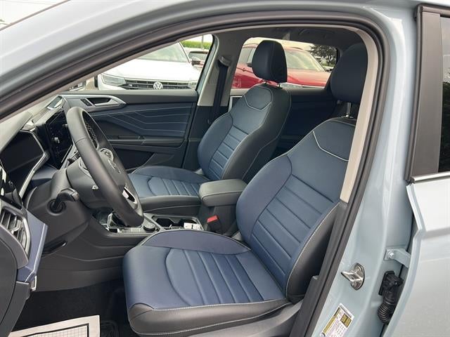 2025 Volkswagen Taos SEL