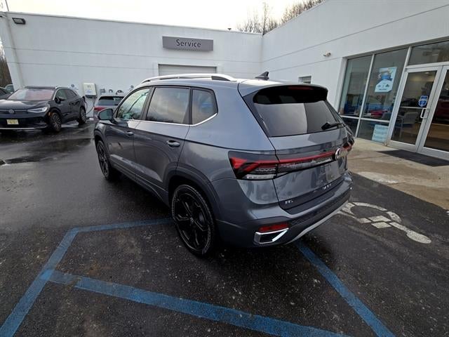 2026 Volkswagen Taos SEL