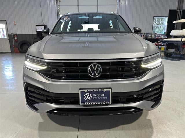 2022 Volkswagen Tiguan SE R-Line Black