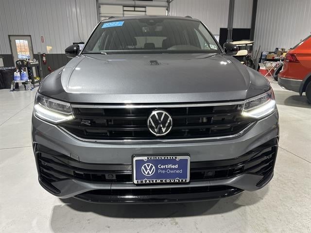 2022 Volkswagen Tiguan SE R-Line Black