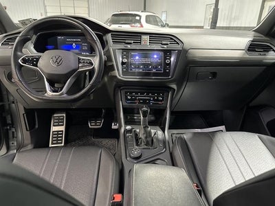 2022 Volkswagen Tiguan SE R-Line Black
