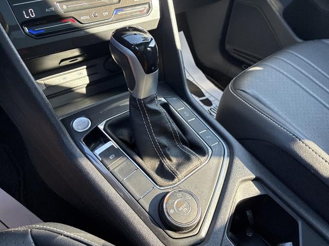 2024 Volkswagen Tiguan 2.0T SE R-Line Black 4MOTION