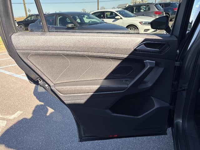 2024 Volkswagen Tiguan 2.0T SE R-Line Black 4MOTION