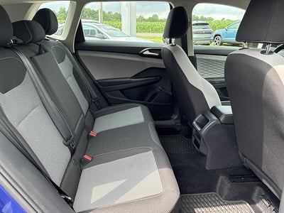 2022 Volkswagen Taos S 4MOTION