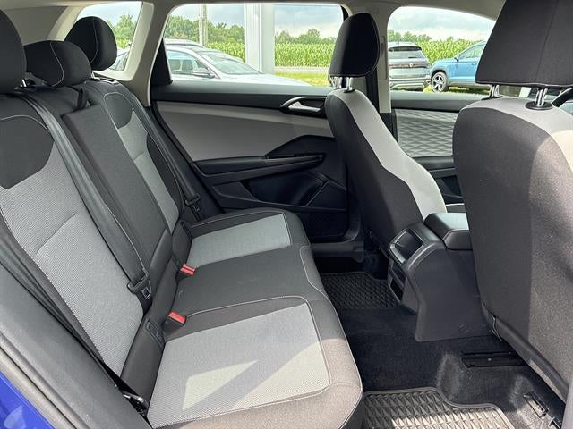 2022 Volkswagen Taos S 4MOTION