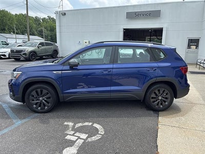 2022 Volkswagen Taos S 4MOTION