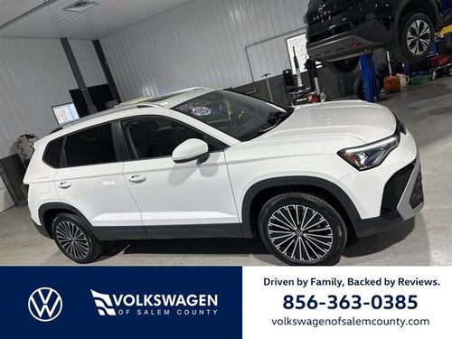 2025 Volkswagen Taos SE