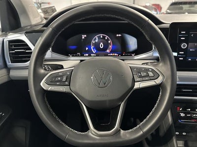 2025 Volkswagen Taos SE