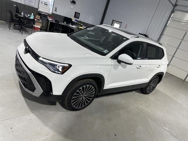 2025 Volkswagen Taos SE