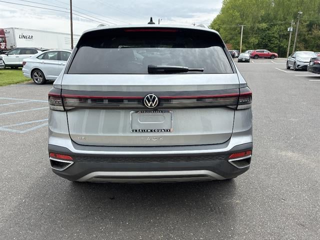 2025 Volkswagen Taos SE FWD