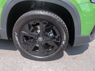 2026 Volkswagen Taos SE FWD