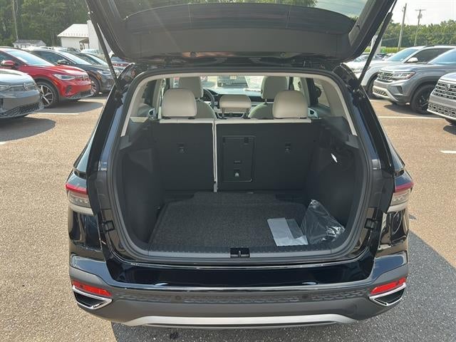 2025 Volkswagen Taos SE