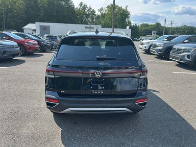 2025 Volkswagen Taos SE