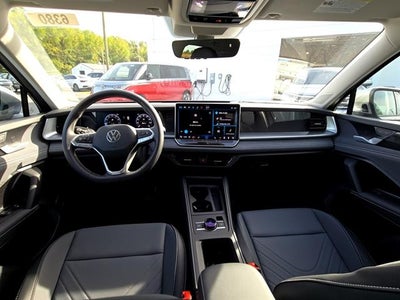 2025 Volkswagen Tiguan SE