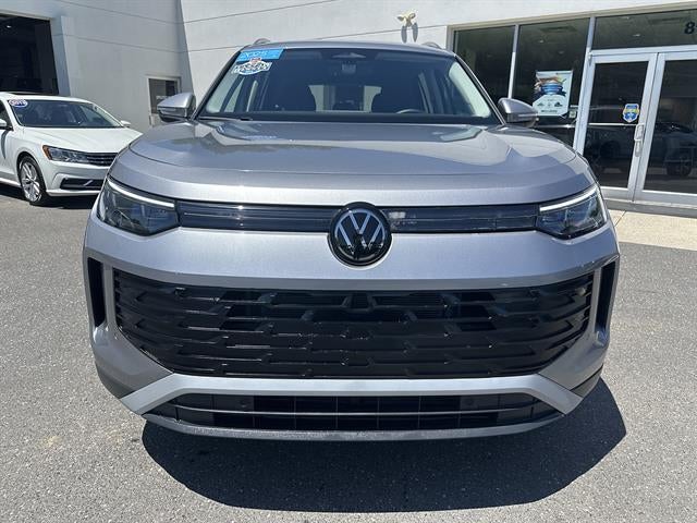 2025 Volkswagen Tiguan 2.0T SE FWD