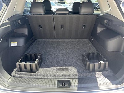 2025 Volkswagen Tiguan 2.0T SE FWD