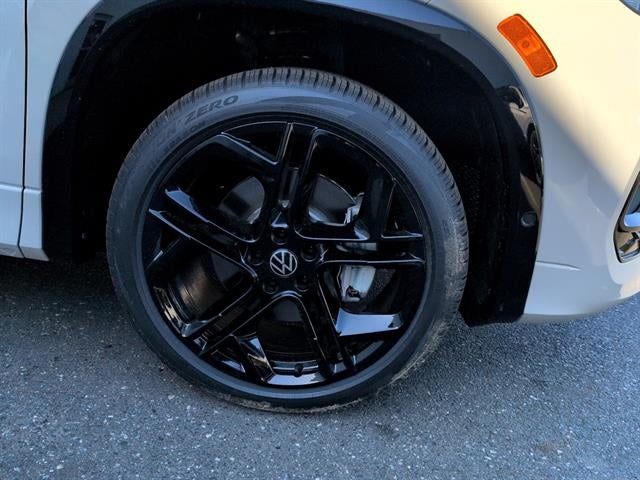 2026 Volkswagen Tiguan SE R-Line Black 4MOTION