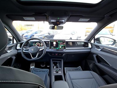 2026 Volkswagen Tiguan SE R-Line Black