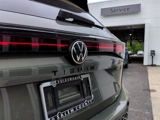 2026 Volkswagen Tiguan SE R-Line Black 4MOTION