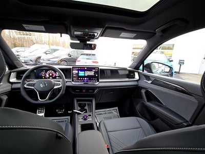 2026 Volkswagen Tiguan SE R-Line Black