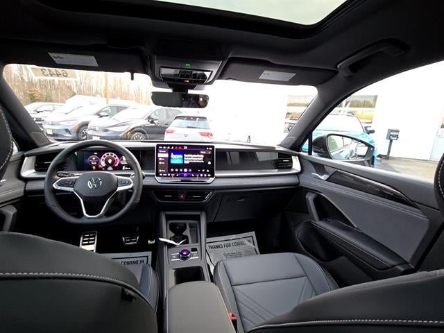 2026 Volkswagen Tiguan SE R-Line Black