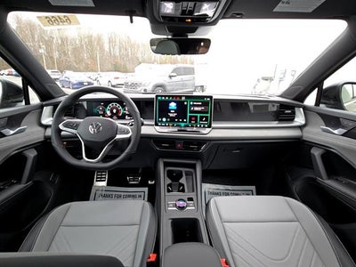 2026 Volkswagen Tiguan SE R-Line Black