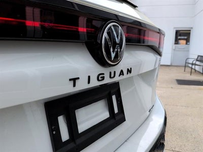 2026 Volkswagen Tiguan SE R-Line Black 4MOTION