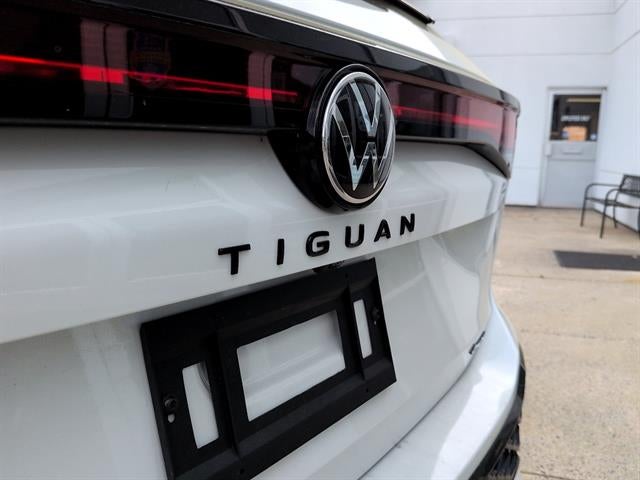 2026 Volkswagen Tiguan SE R-Line Black 4MOTION
