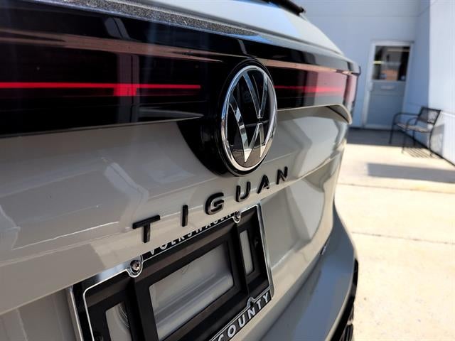2026 Volkswagen Tiguan SE R-Line Black 4MOTION