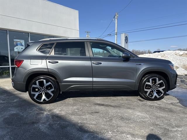 2022 Volkswagen Taos 1.5T SEL 4Motion
