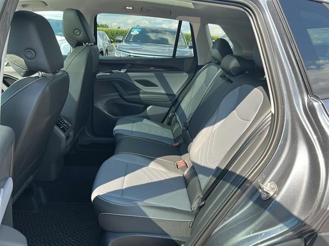 2025 Volkswagen Tiguan SE