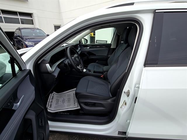 2025 Volkswagen Tiguan SE