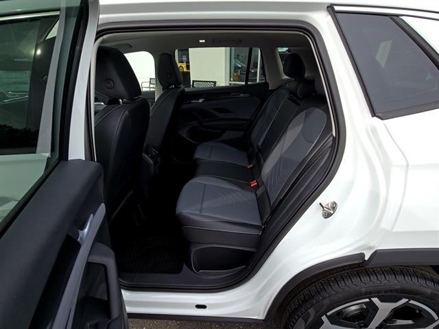 2025 Volkswagen Tiguan SE