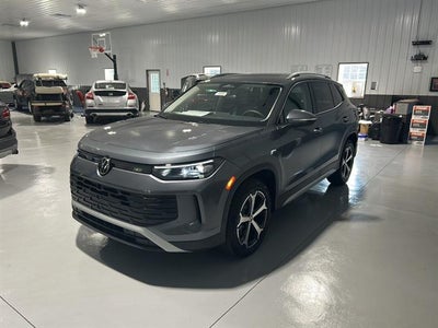 2025 Volkswagen Tiguan SE 4Motion