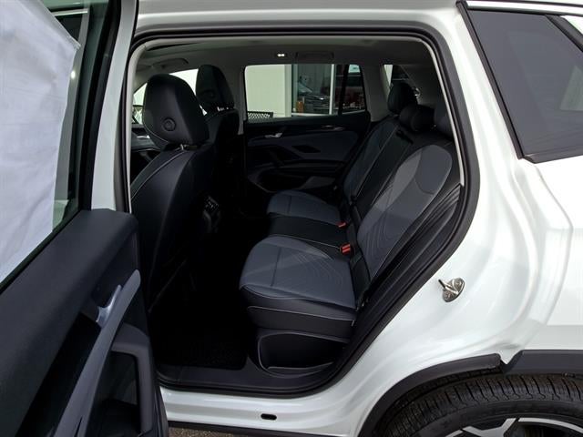 2025 Volkswagen Tiguan SE