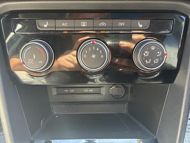 2023 Volkswagen Taos SE 4MOTION *Ltd Avail*