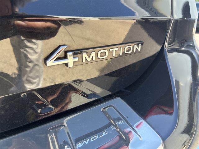2023 Volkswagen Taos SE 4MOTION *Ltd Avail*