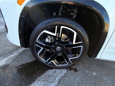 2026 Volkswagen Tiguan SEL R-Line Turbo 4Motion