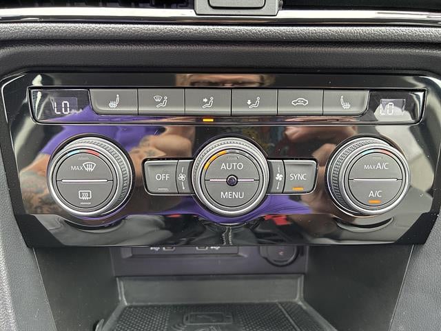 2024 Volkswagen Taos SE 4MOTION