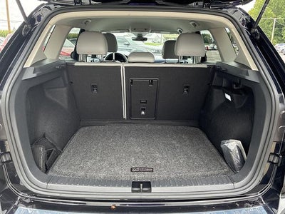 2024 Volkswagen Taos SE 4MOTION