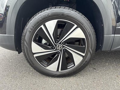 2024 Volkswagen Taos SE 4MOTION