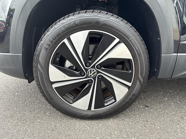 2024 Volkswagen Taos SE 4MOTION