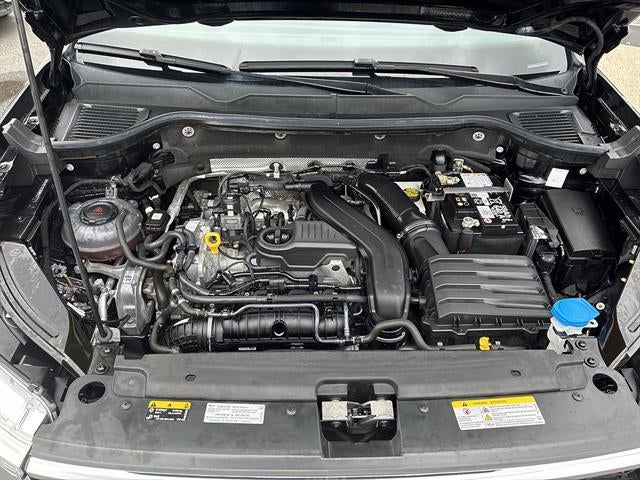 2024 Volkswagen Taos SE 4MOTION