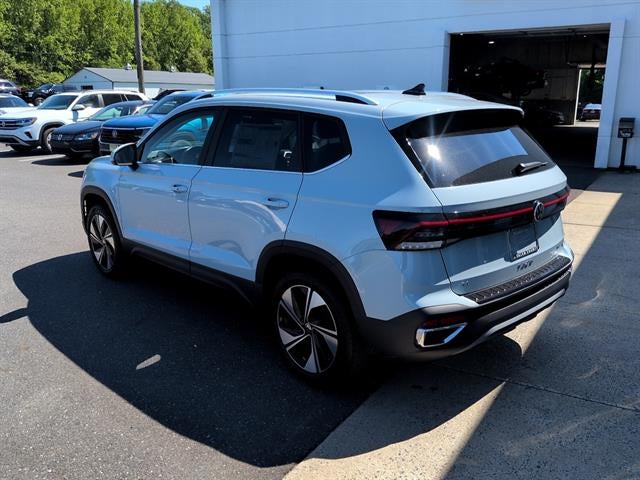 2026 Volkswagen Taos SE 4MOTION