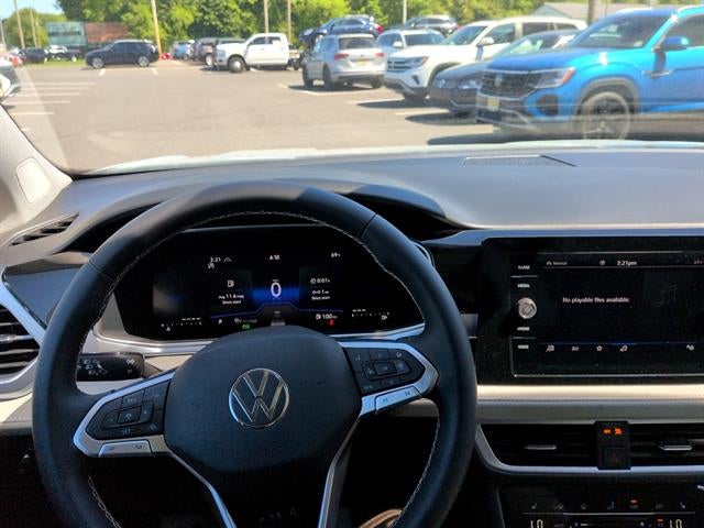 2026 Volkswagen Taos SE 4MOTION