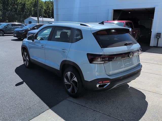 2026 Volkswagen Taos SE 4MOTION