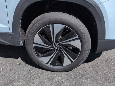 2026 Volkswagen Taos SE 4MOTION